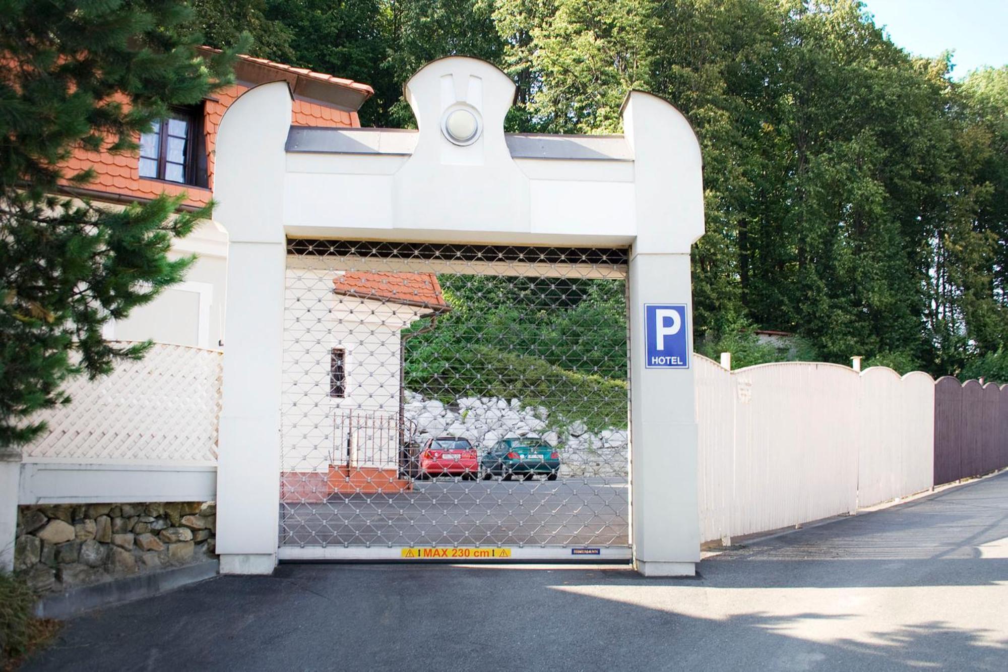 Hotel Zamecek Pod Hradem Stary Jicin 111 Exteriör bild